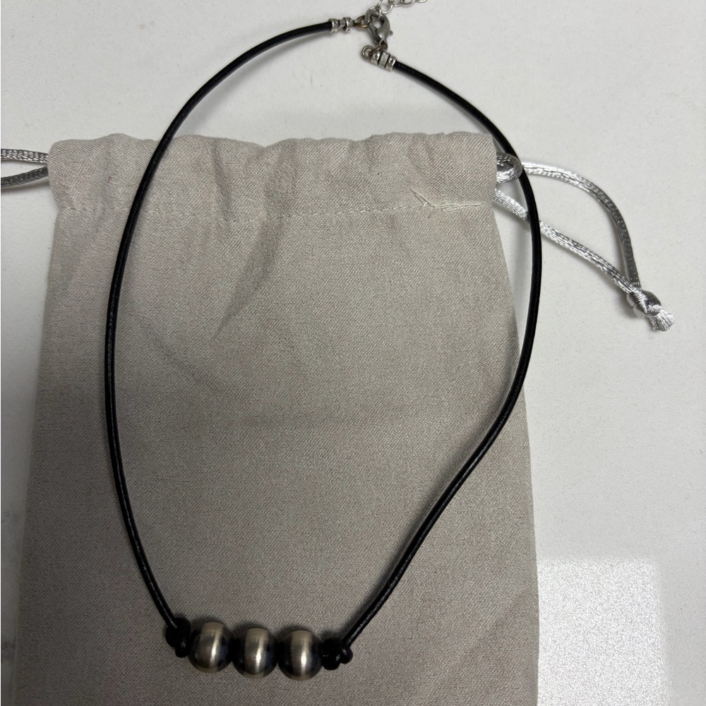 Elegant Navajo pearl Necklace